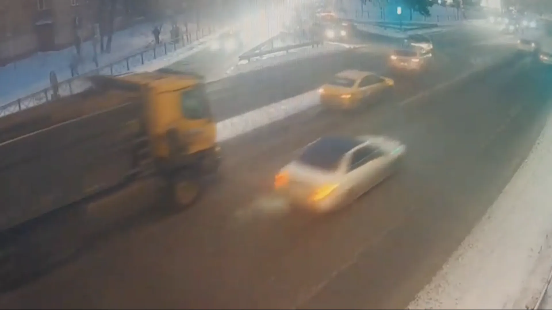 Загруженность дорог Подмосковья составляет 7 баллов вечером 13 декабря