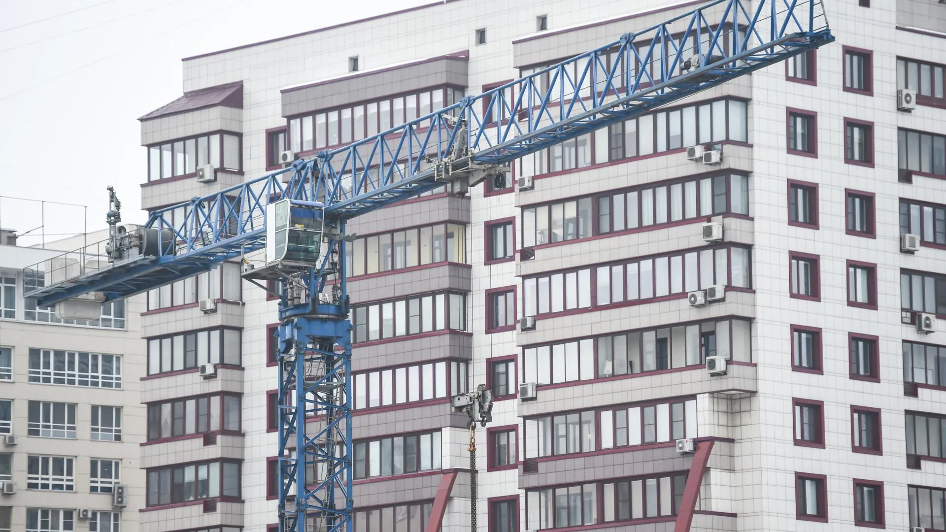 Около 70% подмосковных девелоперов будут достраивать дома без эскроу‑счетов