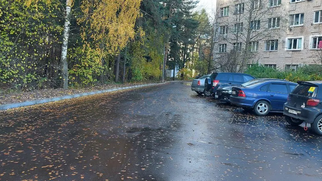 Дворовые территории комплексно благоустроили в Наро‑Фоминском округе