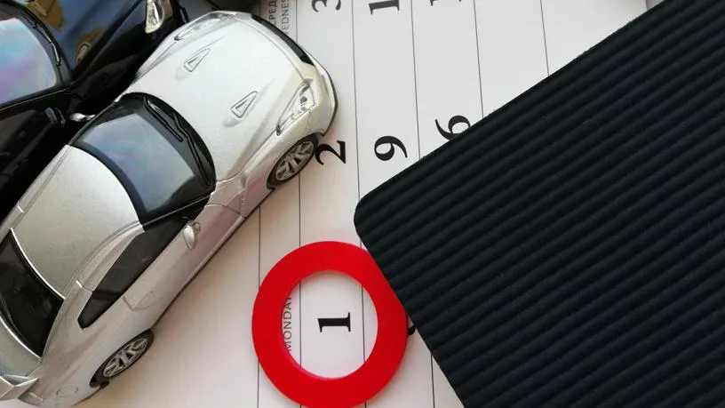 Утильсбор на автомобили и ГОСТ на хлеб: новые законы в России с 1 апреля 2026 года