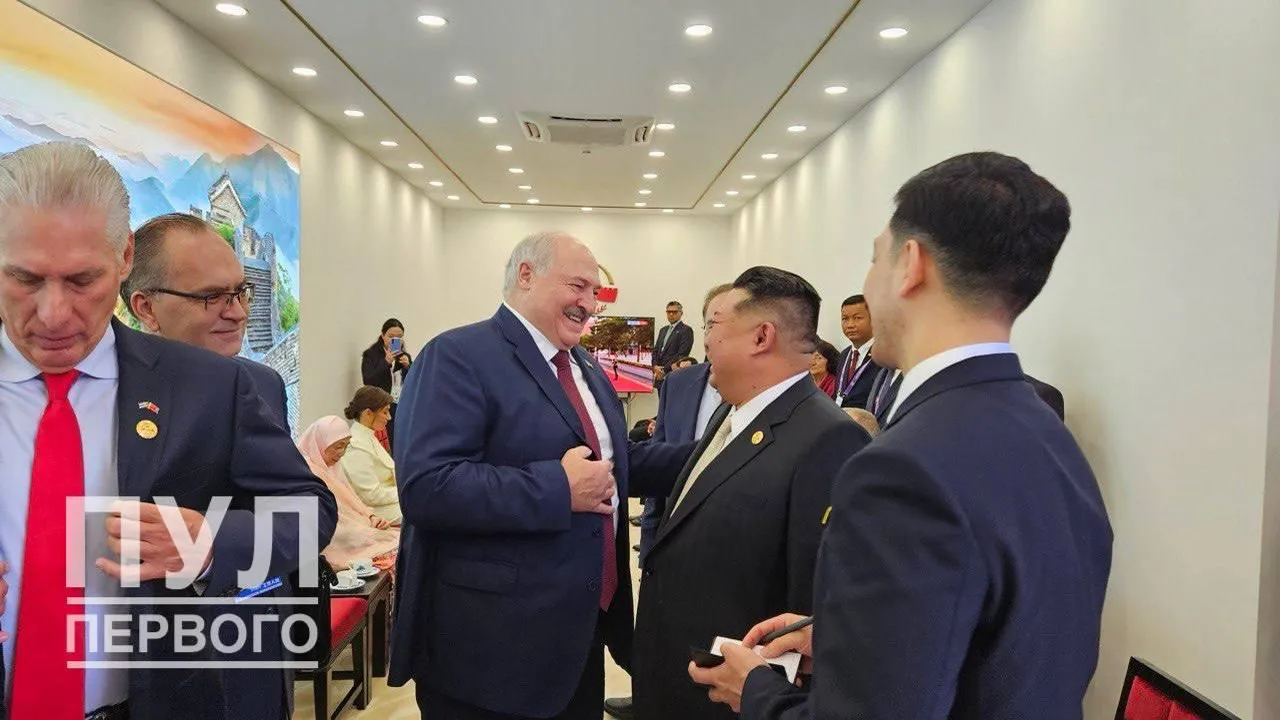 Ким Чен Ын пригласил Лукашенко посетить КНДР