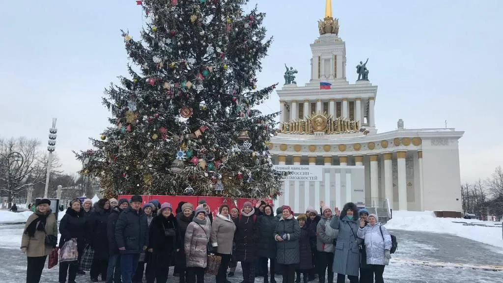 Долголеты из Красногорска посетили масштабную выставку‑форум «Россия» на ВДНХ