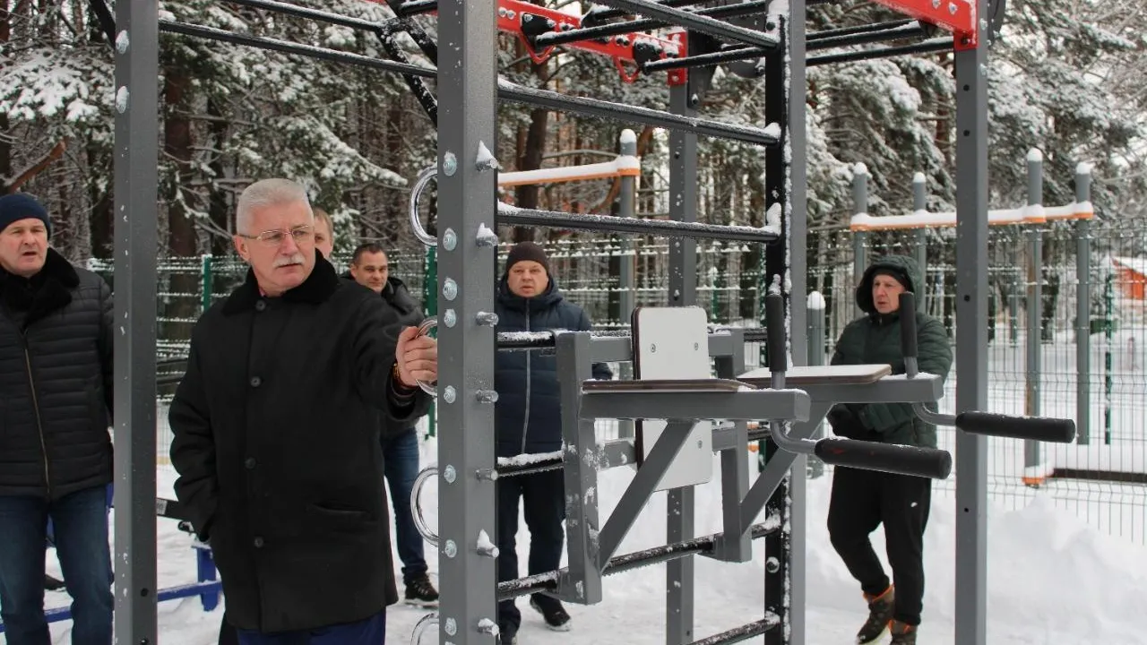 Новую спортплощадку открыли в ФСК «Заречье» мкрн Климовк Подольска