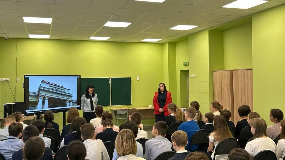 Школьникам из Можайска напомнили правила безопасного поведения на железной дороге