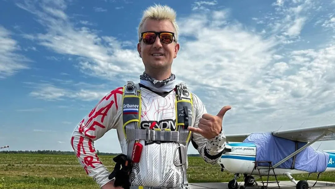 Парапланерист из России разбился об скалы в Турции