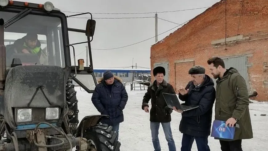 В Подольске успешно испытали трактор с российской программой управления