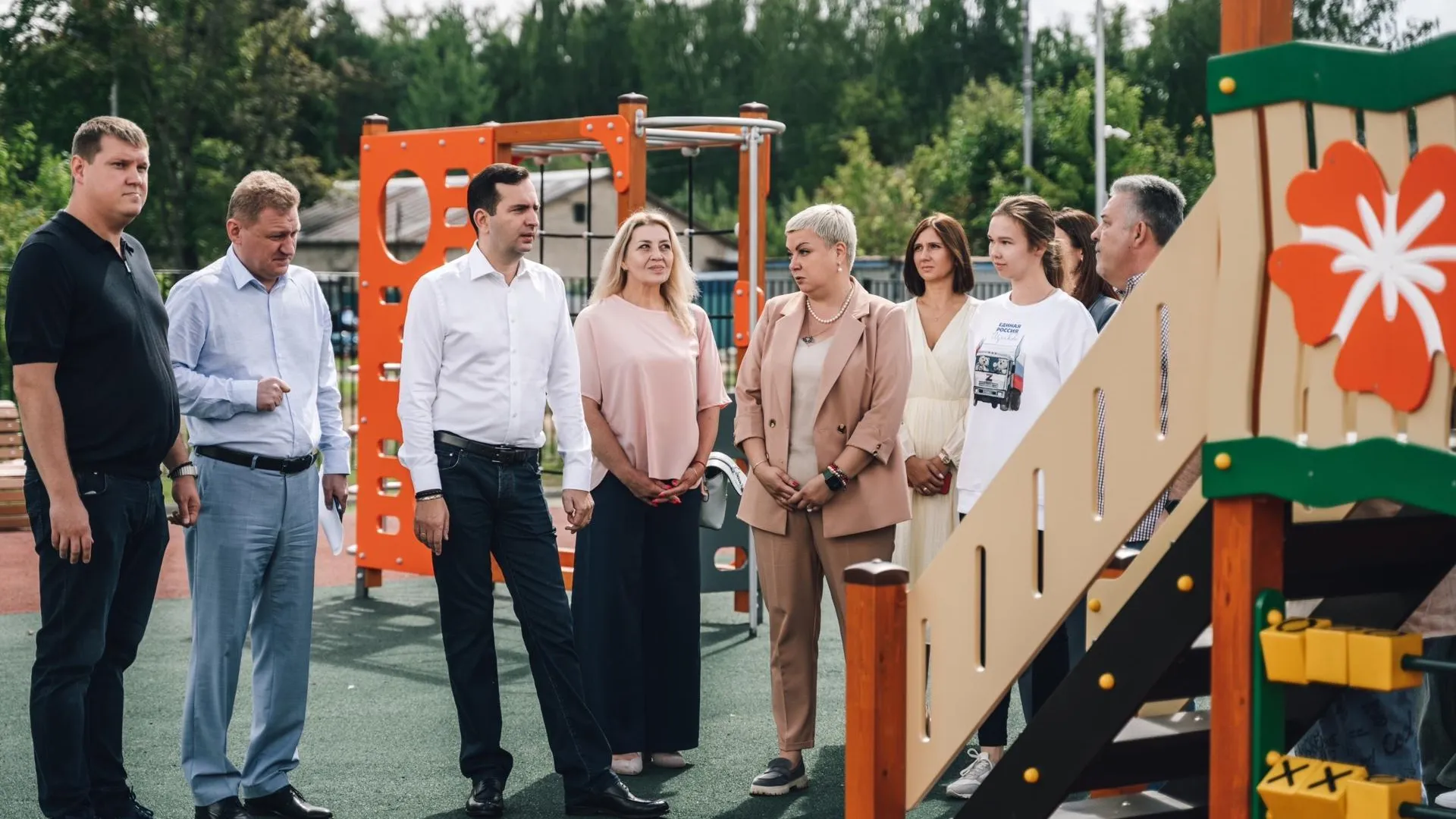 Глава Щелкова проверил новый корпус школы № 19 в Медвежьих Озерах
