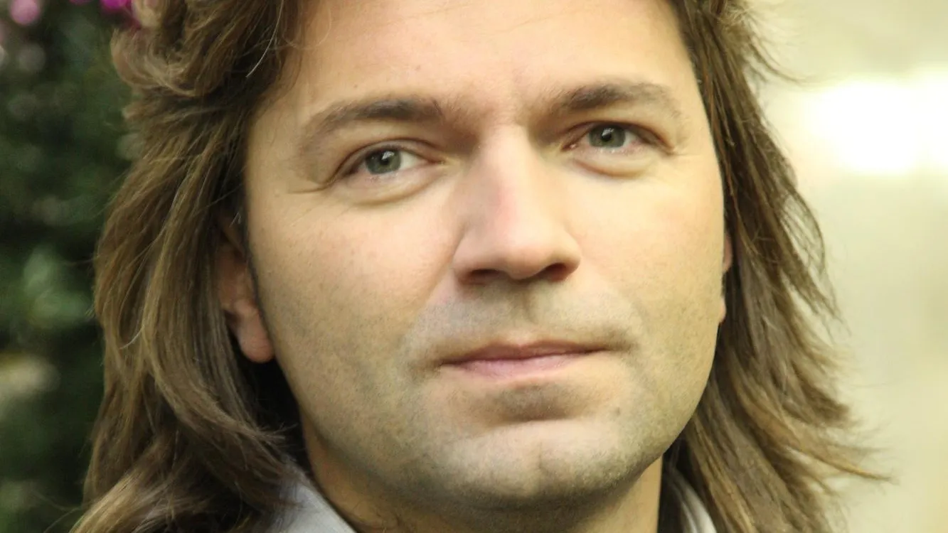 Певец Дмитрий Маликов в четверг проведет занятия для детей в Красногорске