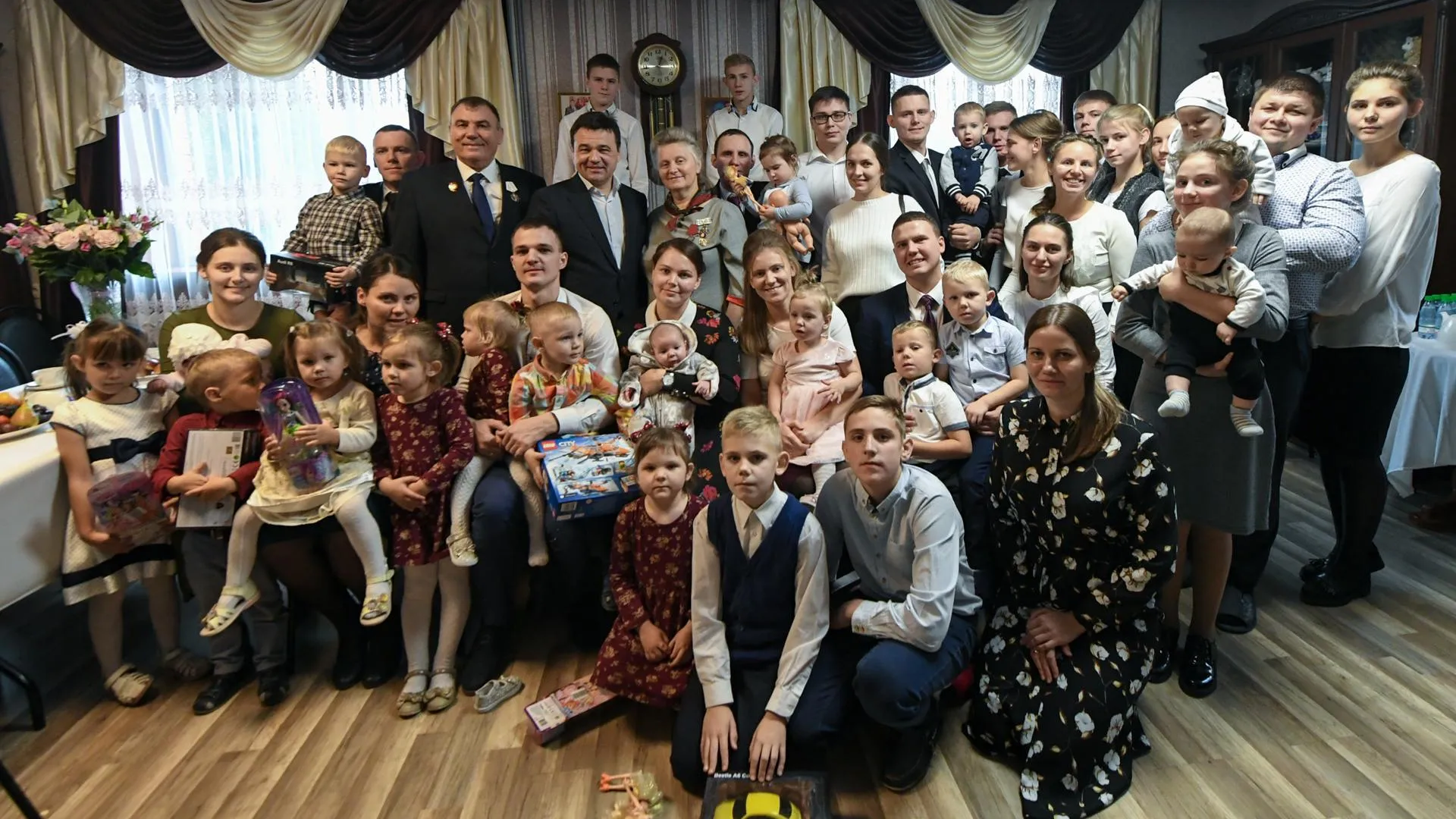 Воробьев рассказал о самой многодетной семье Подмосковья