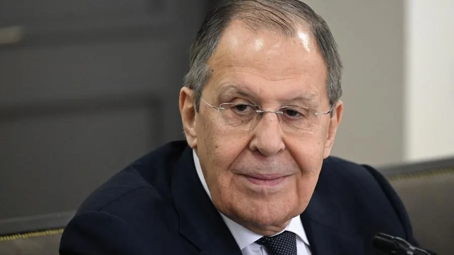 Лавров иронично ответил на слова Сикорского о крахе России