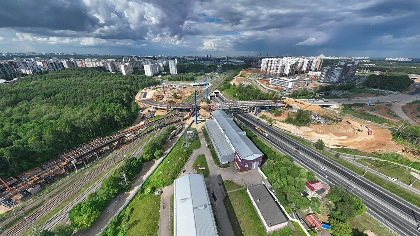 Власти Москвы сообщили о скором завершении строительства моста через реку Битцу
