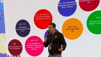 На стенде Подмосковья прошла встреча с проректором Российского университета кооперации