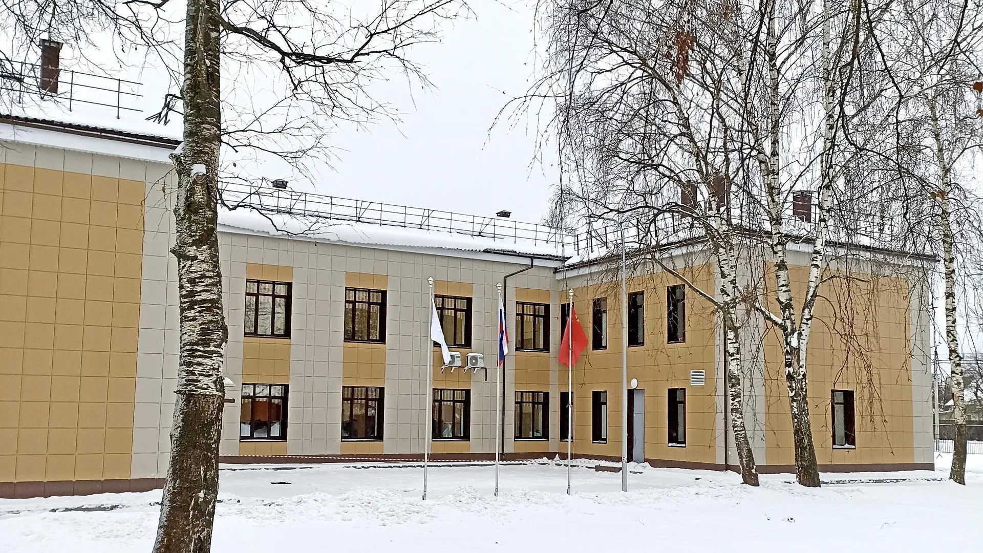 Специалисты технадзора приняли после капремонта школу в Клину