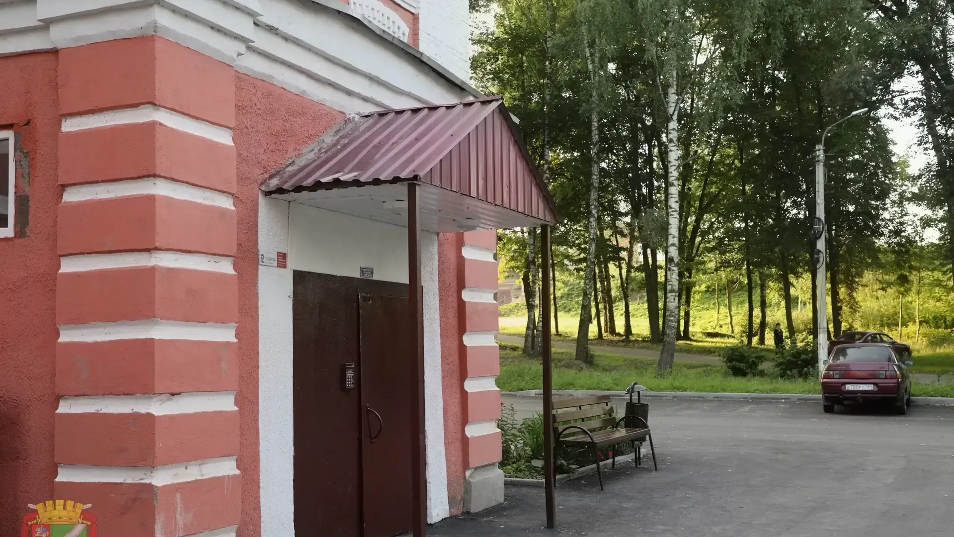 В Наро-Фоминске обновили два подъезда дома 1895 года