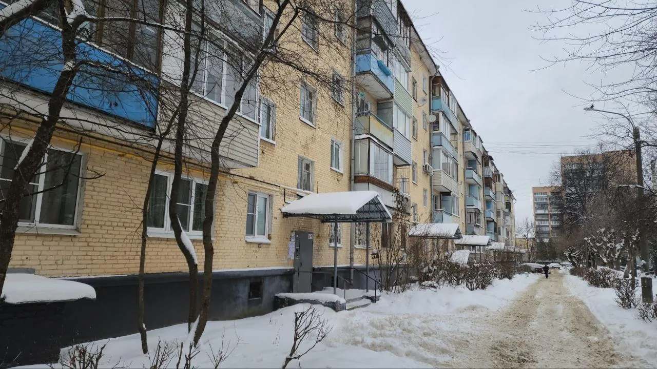В Климовске приступили к работам по очистке подвалов перед капитальным ремонтом домов