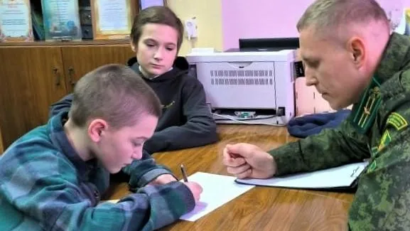 Талдомские лесничие рассказали школьникам об отводах и таксации лесосек