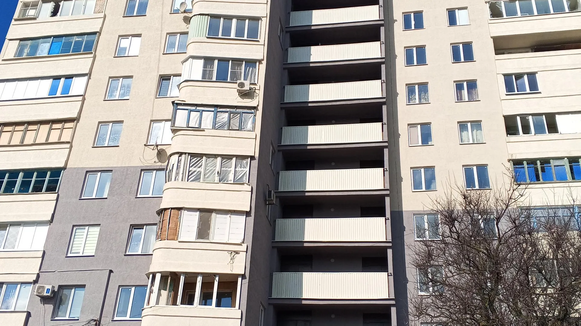 Специалисты Подмосковья восстановили дом в Мариуполе