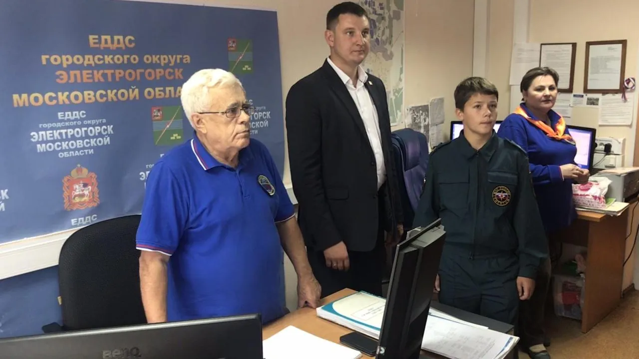 Глава Электрогорска встретился с учеником кадетского класса