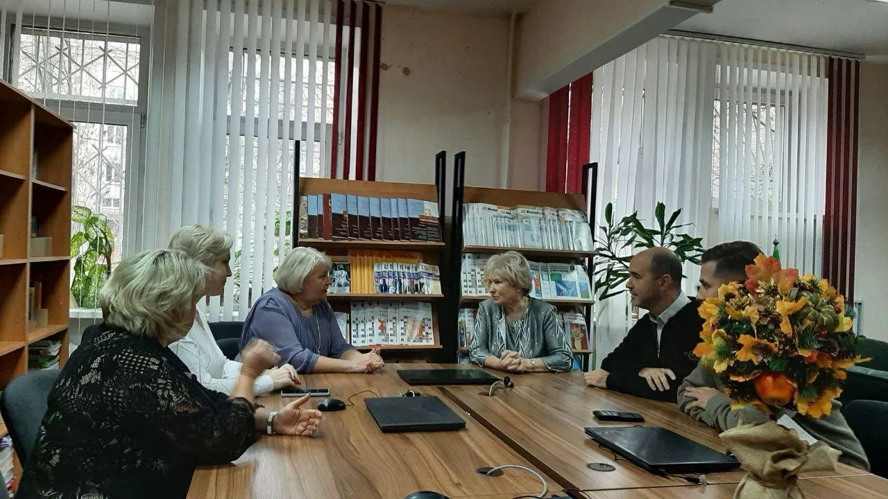 Лидия Антонова ответила обсудила с педагогами Люберец дополнительное образование