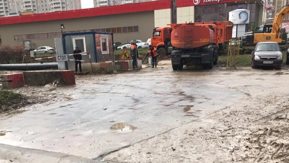 Власти Подольска пообещали убрать грязь при строительстве дороги на улице 43‑й Армии