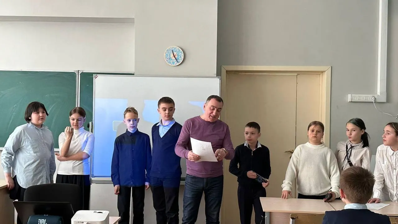 Школьникам Королева в игровой форме объяснили, как противостоять наркотикам