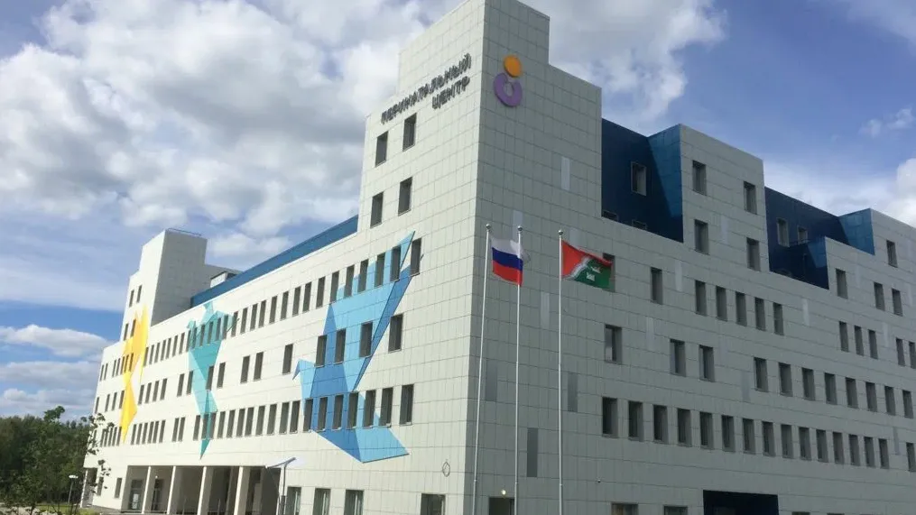 В Наро‑Фоминском перинатальном центре выполняет техобслуживание оборудования