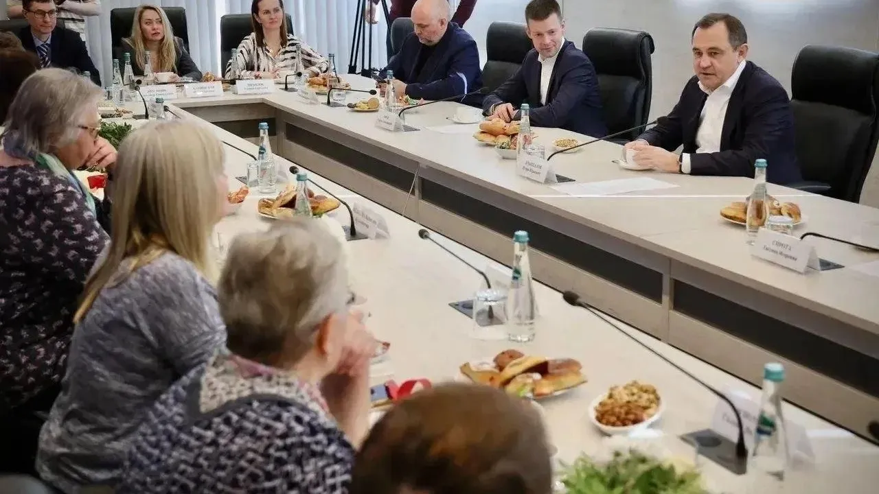 Ключи от новых квартир вручили 10 жильцам аварийных домов в Балашихе