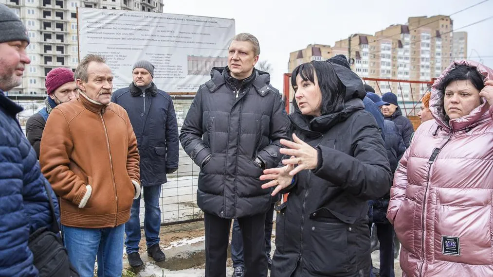 Андрей Иванов и жители Звенигорода осмотрели проблемные локации района Восточный