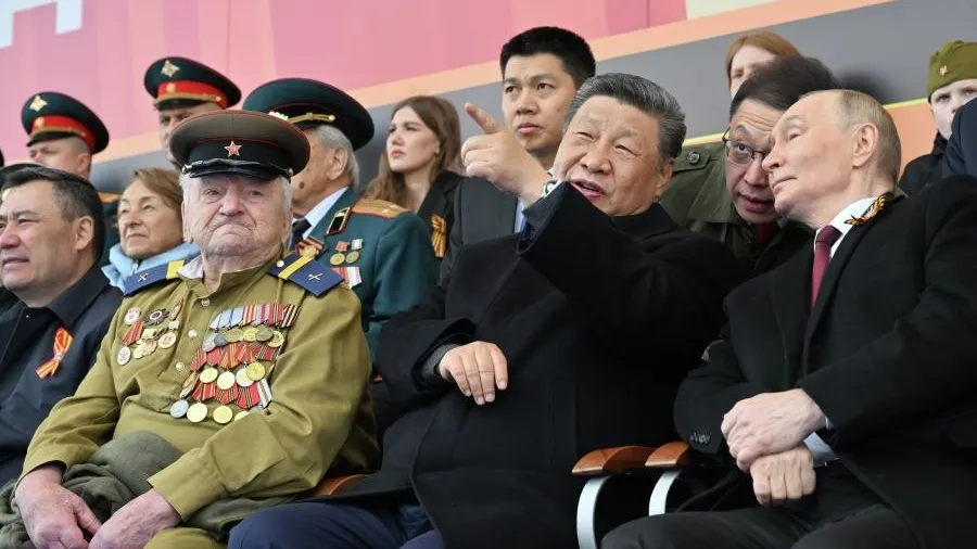 Иван Секретарев / Михаил Корытов