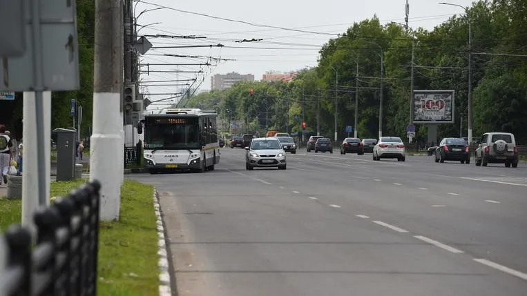 В Подмосковье признали успешным эксперимент с сужением полос на дорогах