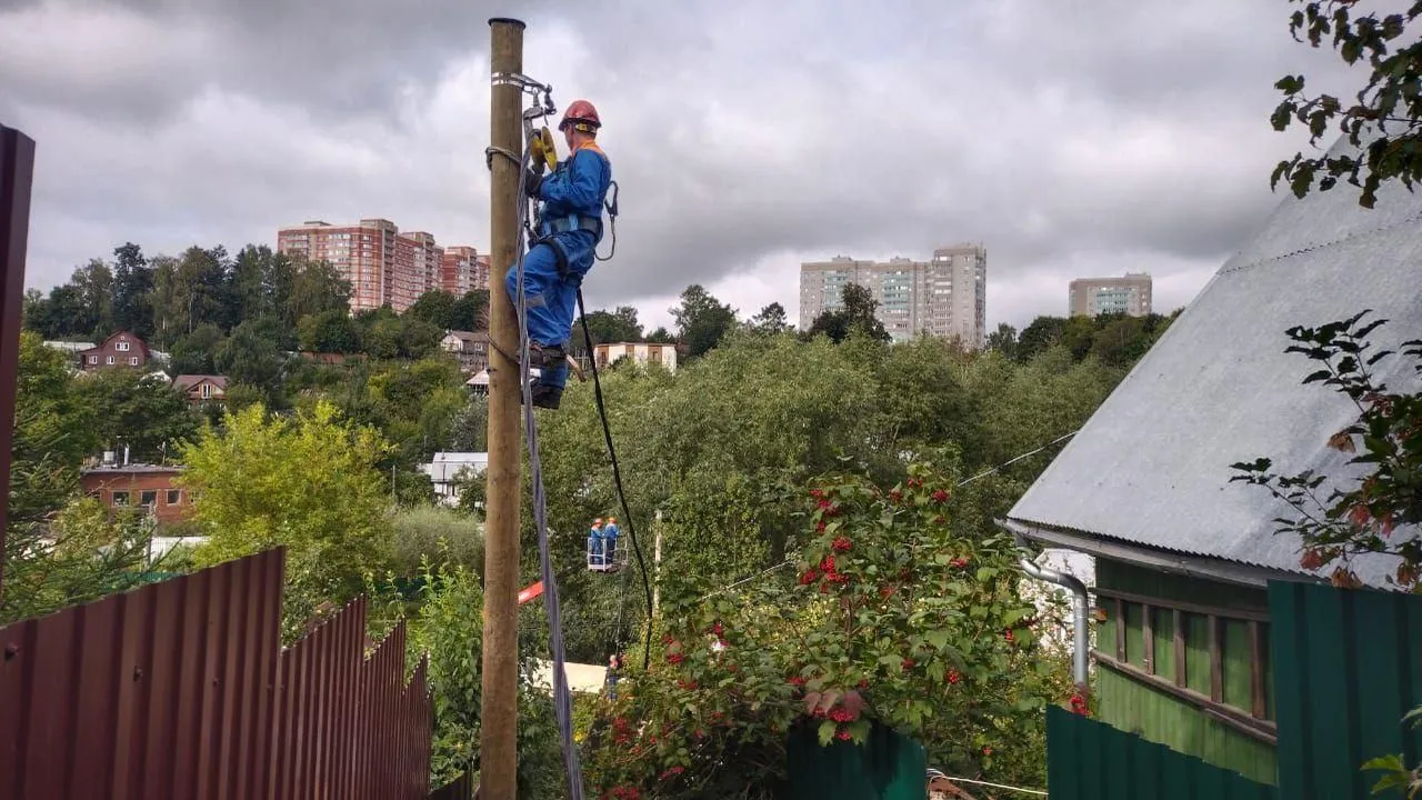 Энергетики приняли на баланс электросети более 500 подмосковных СНТ