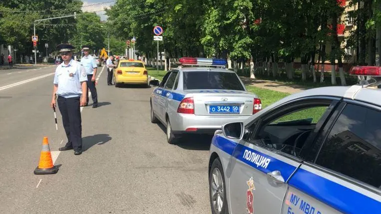 В Балашихе проверили готовность госавтоинспекторов в преддверии Дня знаний