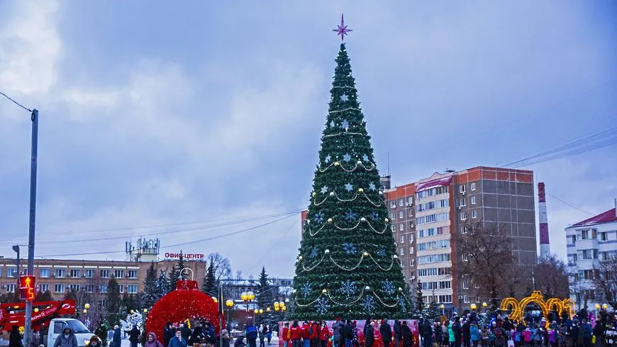 Главную новогоднюю елку зажгут в Подольске 25 декабря
