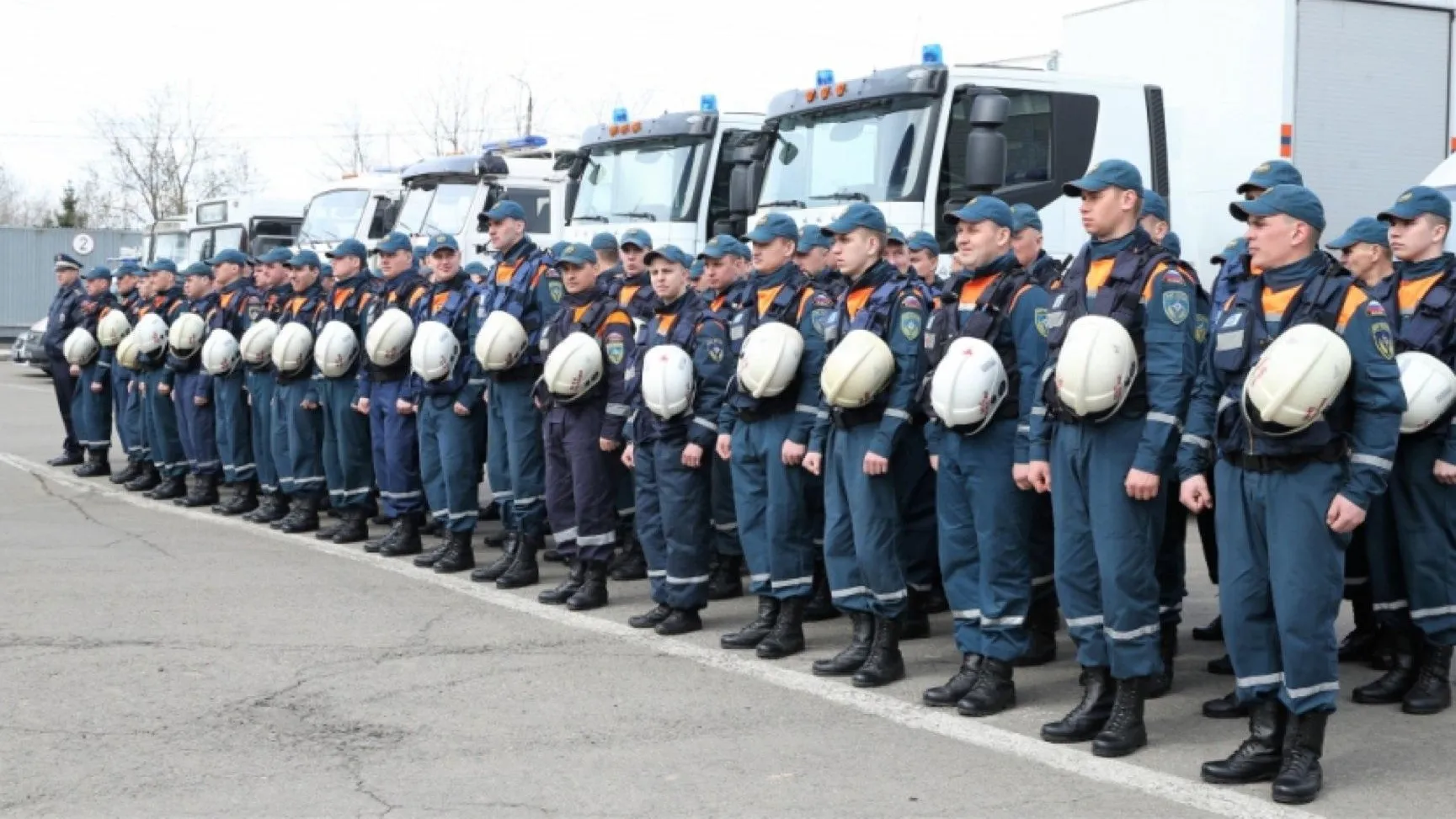 Более 1 тыс спасателей будут дежурить в ноябрьские праздники в Подмосковье