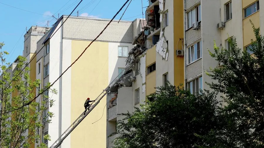 Количество погибших при взрыве газа в доме в Саратове выросло до 7