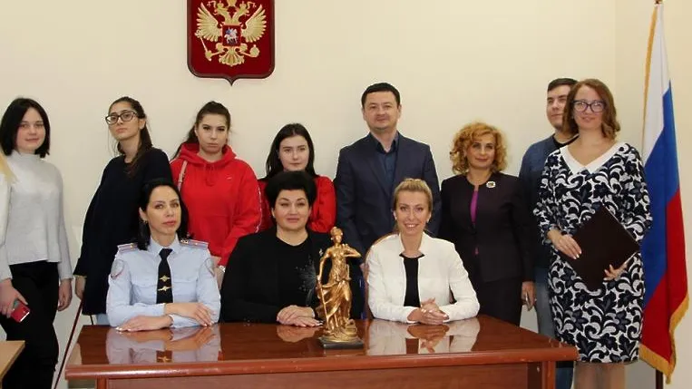 Центр юридических знаний для молодежи открыли в Подольске