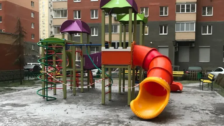 Жители поселка Малаховка Люберец поделились предложениями по установке детской площадки