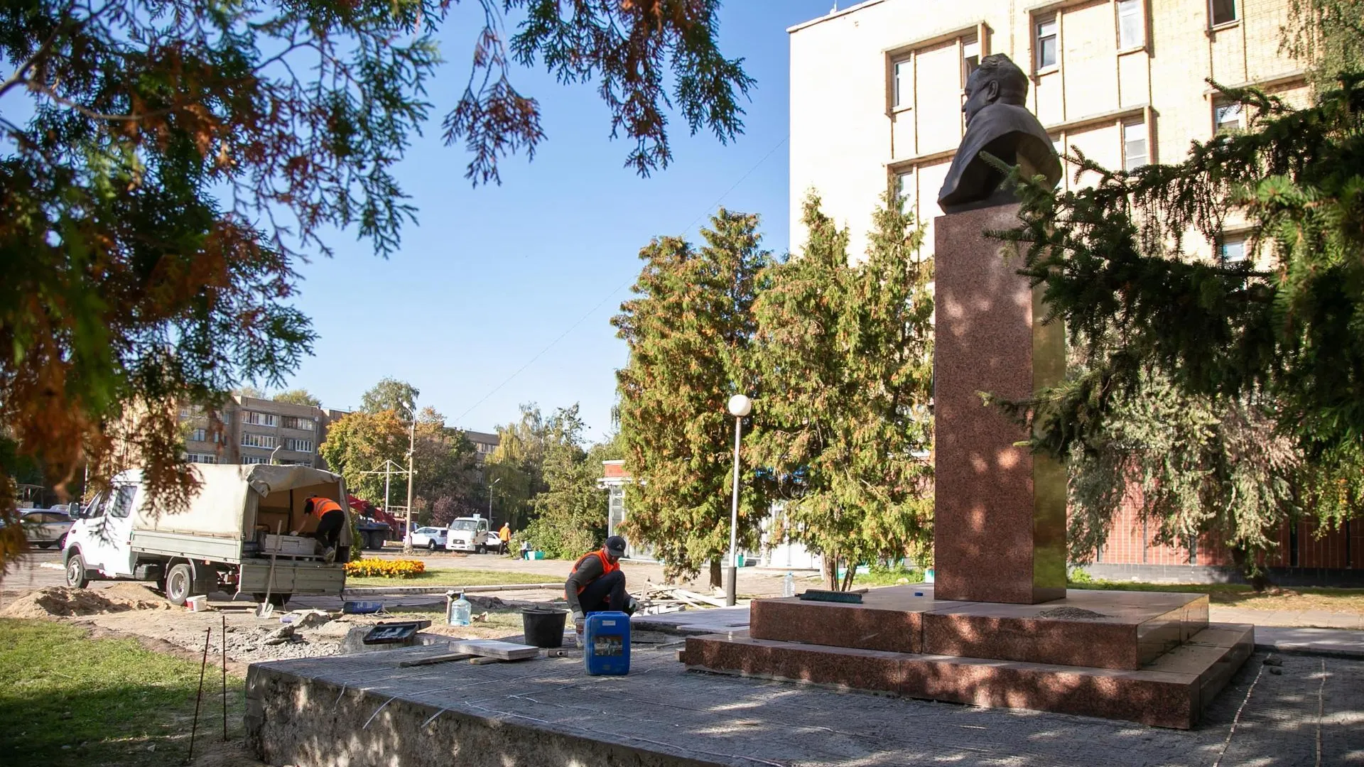 Скверу в Коломне присвоили имя академика Виктора Макеева