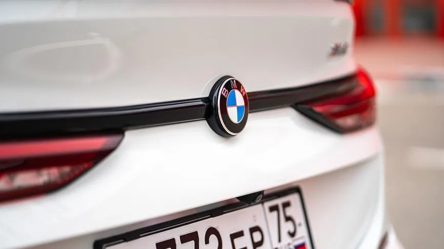 BMW запатентовал еще 2 модели своих автомобилей в России