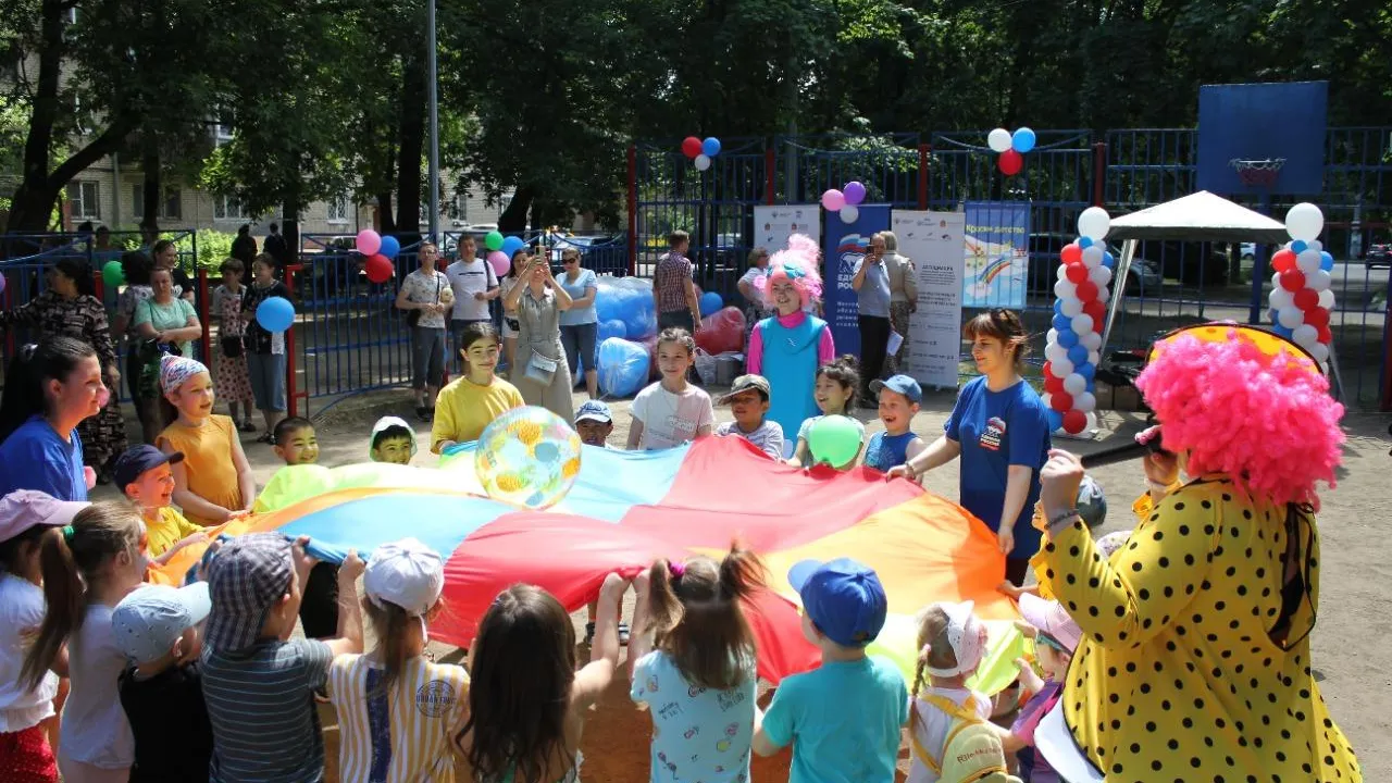 Праздник добрососедства провели в поселке Малаховка Люберец