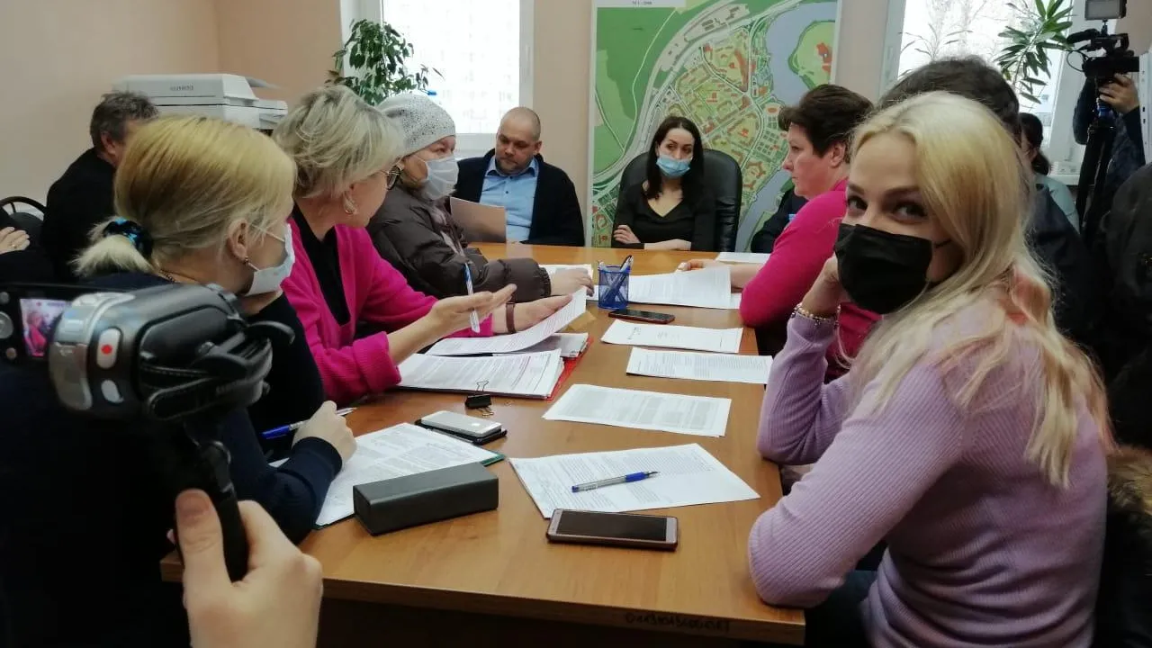 Двойные платежки и внесение изменений в ЕПД обсудили в микрорайоне Красногорска