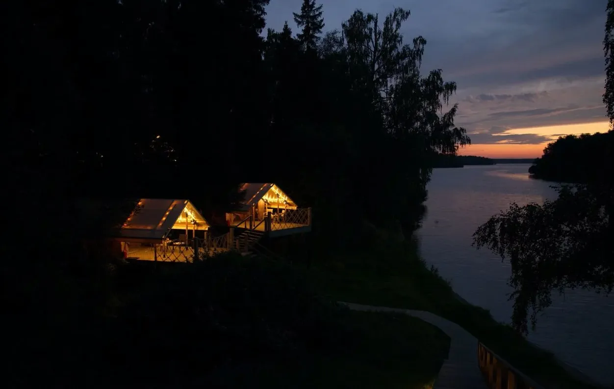 podnebom.camp