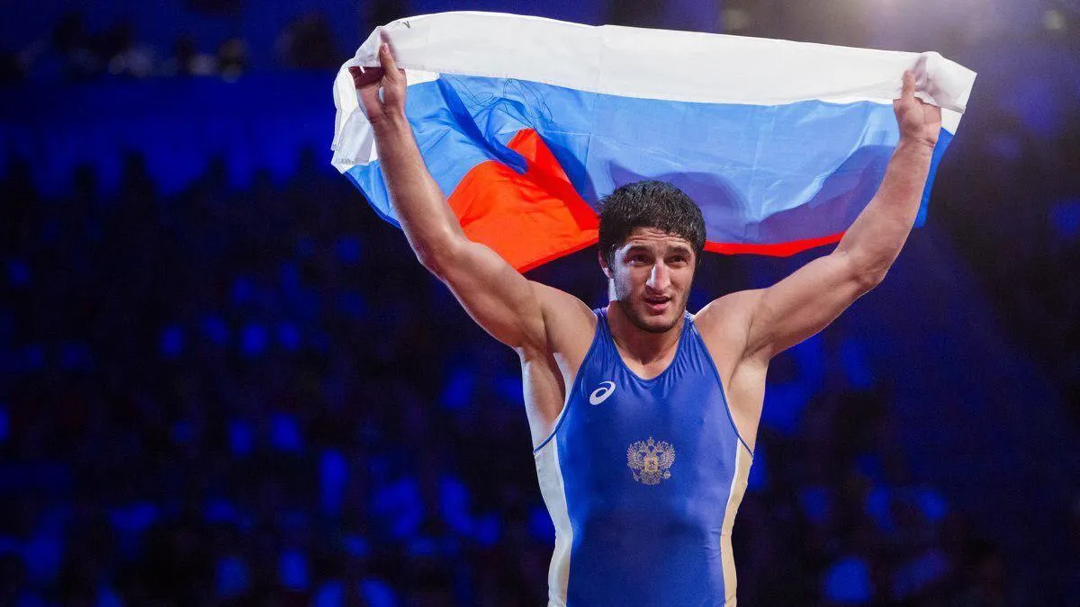 Спортсмены из Подмосковья взяли золото и серебро на чемпионате мира по вольной борьбе