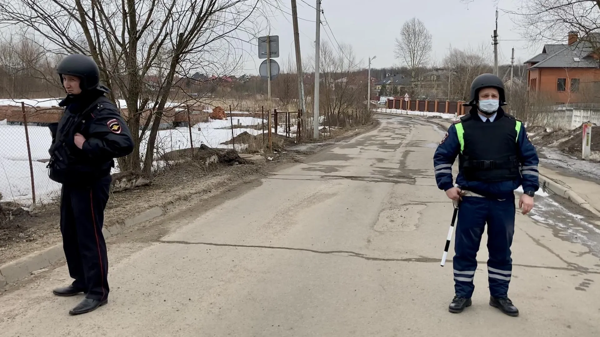 Открывший огонь по силовикам в Мытищах бросил в них две гранаты