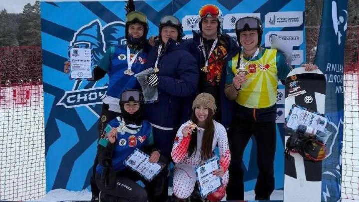Сноубордисты из Подмосковья завоевали серебро и бронзу на этапе Кубка России