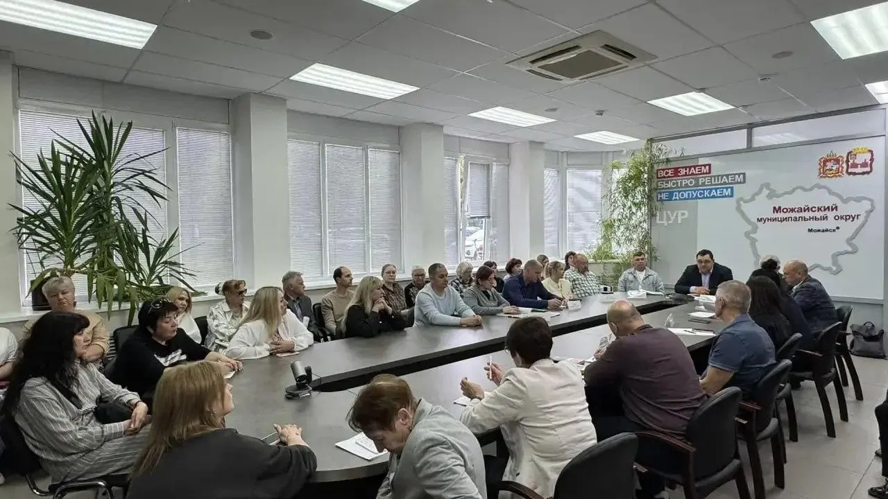 В администрации Можайского округа обсудили установку общедомовых приборов учета