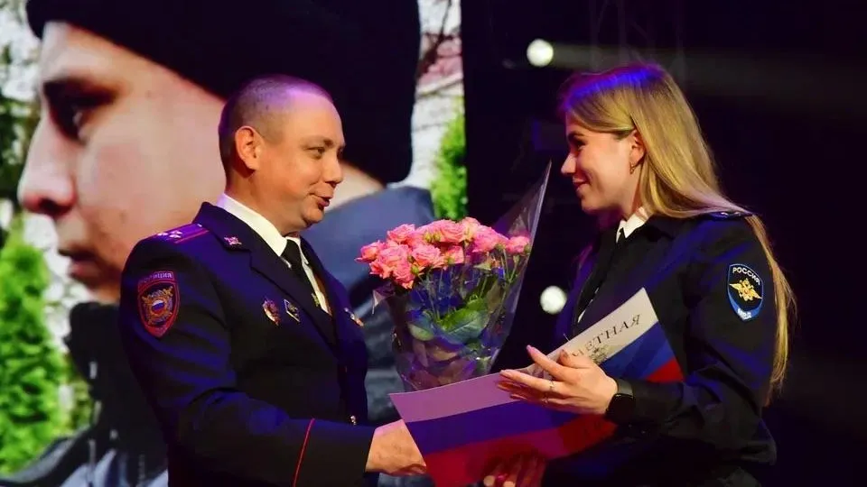 В Ступине правоохранителей поздравили с наступающим профессиональным праздником