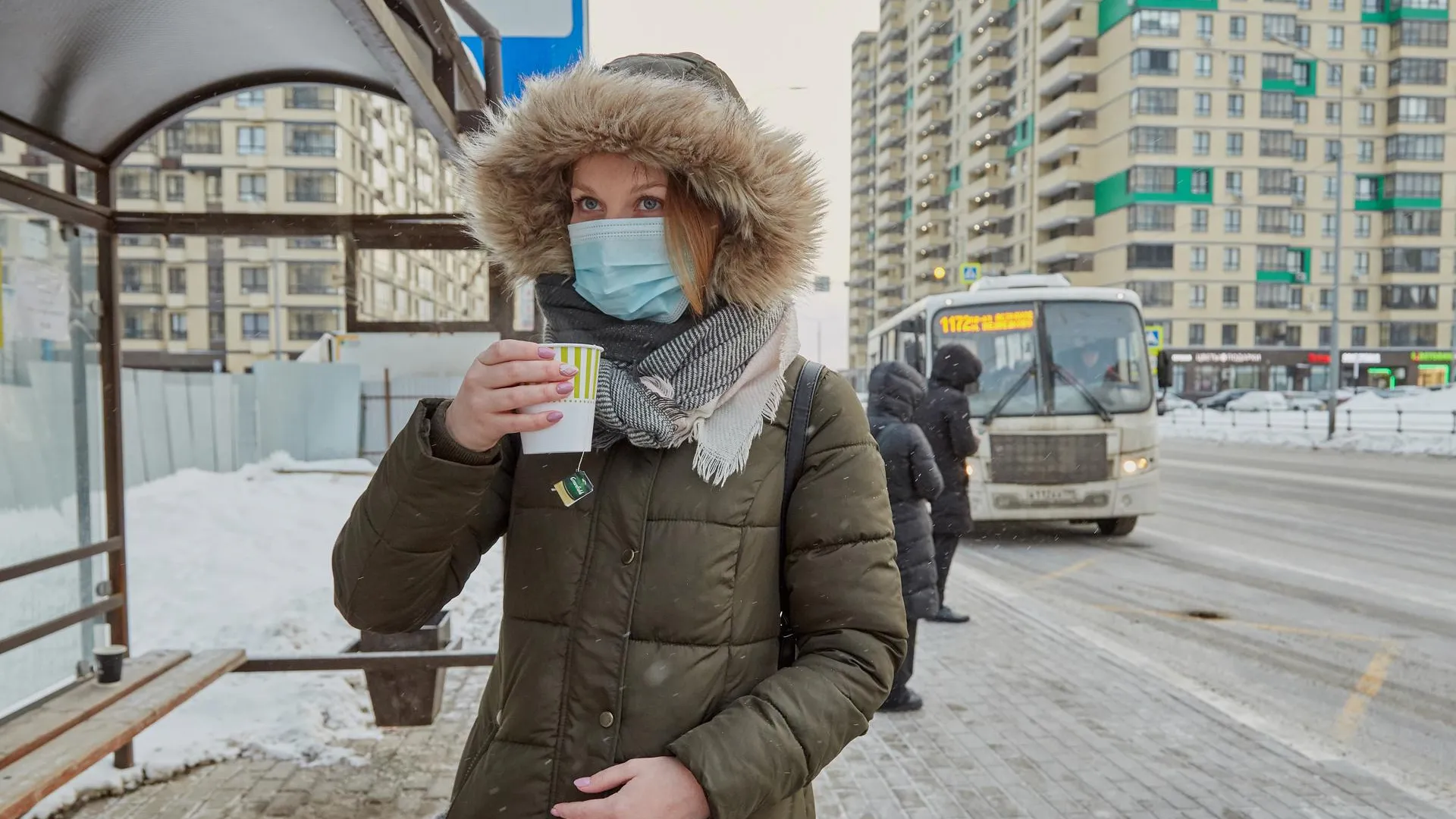 В Подмосковье продлили акцию по раздаче чая пассажирам общественного транспорта