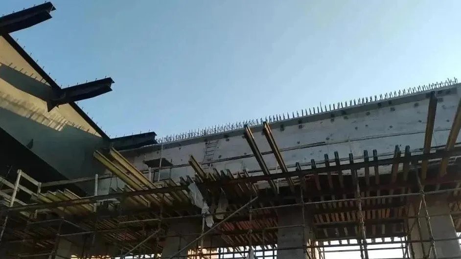 В Люберцах начали бетонировать подпорную стену нового путепровода
