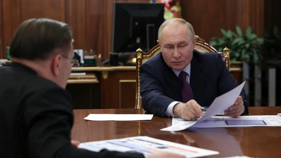 Президент Путин заслушал доклад гендиректора «Росатома» Лихачева